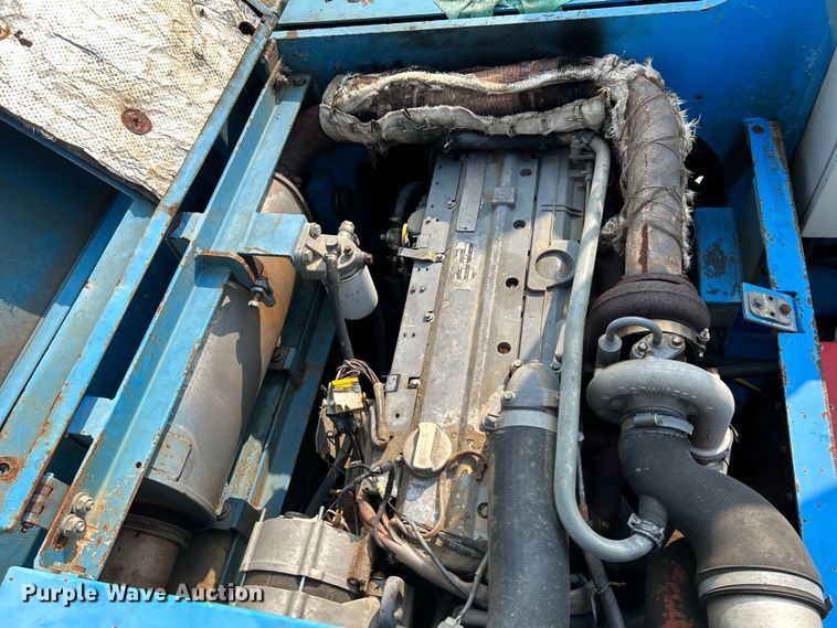 image for item NL9562 2002 Fuchs MHL331  material handler