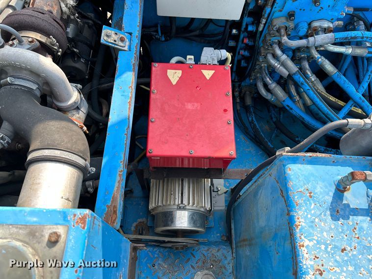 image for item NL9562 2002 Fuchs MHL331  material handler