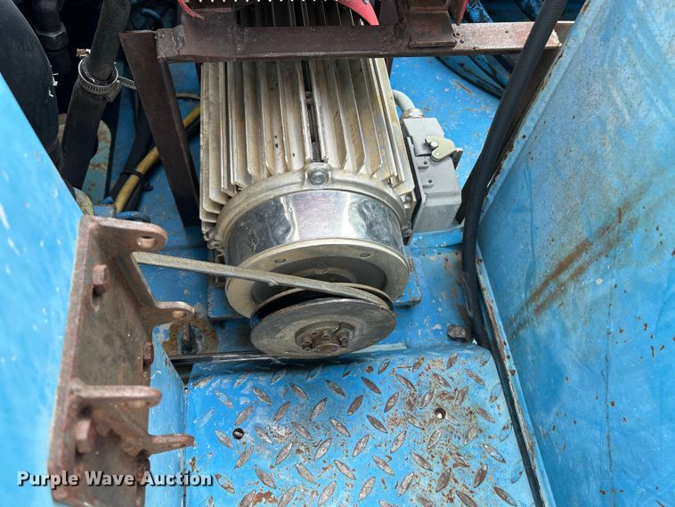 image for item NL9562 2002 Fuchs MHL331  material handler