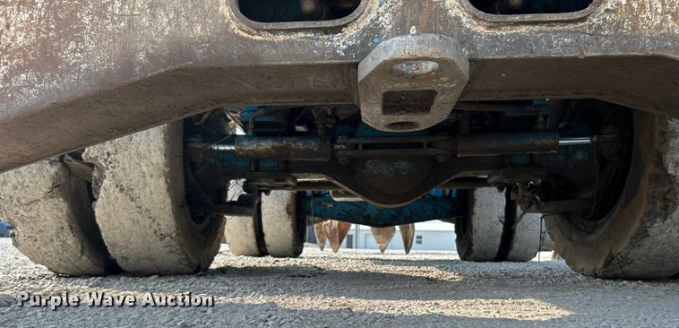 image for item NL9562 2002 Fuchs MHL331  material handler