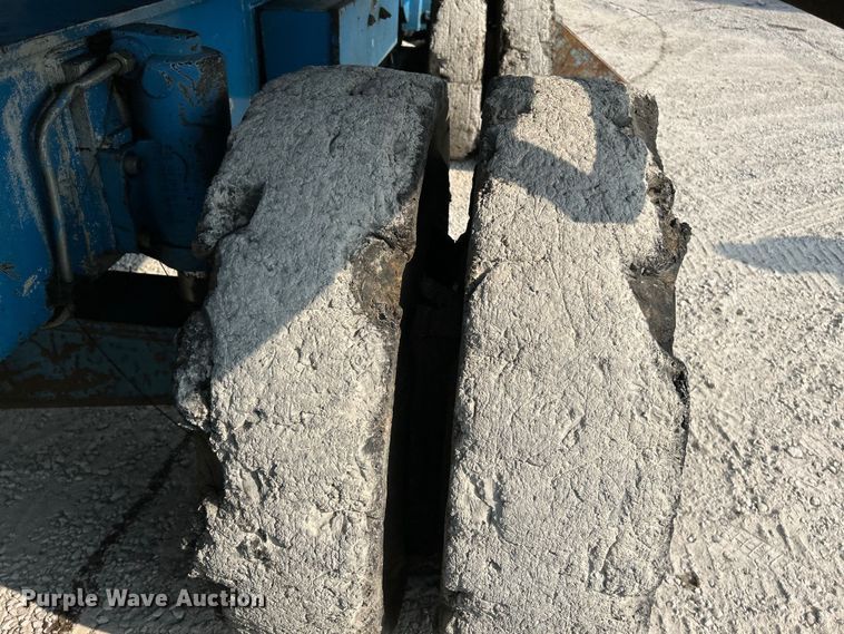 image for item NL9562 2002 Fuchs MHL331  material handler