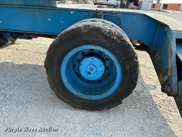 image for item NL9562 2002 Fuchs MHL331  material handler