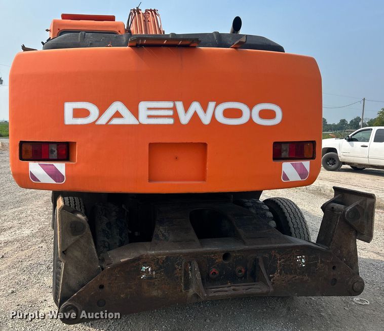 image for item NL9563 2003 Daewoo Solar 200 W-V  wheeled excavator