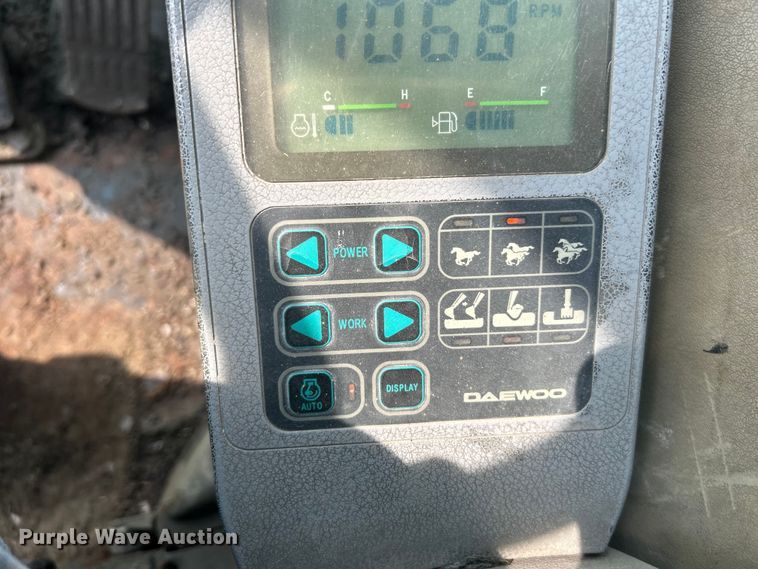 image for item NL9563 2003 Daewoo Solar 200 W-V  wheeled excavator