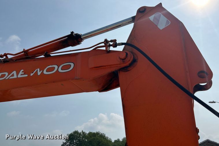 image for item NL9563 2003 Daewoo Solar 200 W-V  wheeled excavator