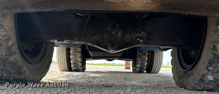 image for item NL9563 2003 Daewoo Solar 200 W-V  wheeled excavator