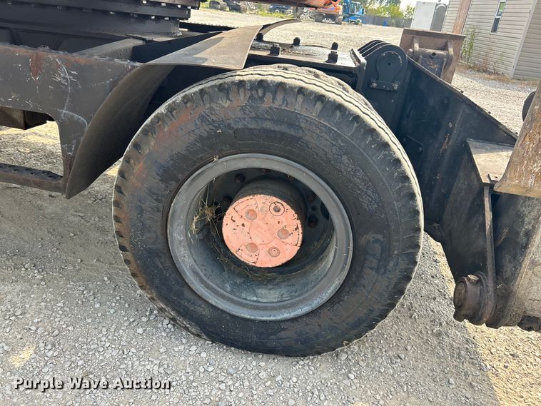 image for item NL9563 2003 Daewoo Solar 200 W-V  wheeled excavator