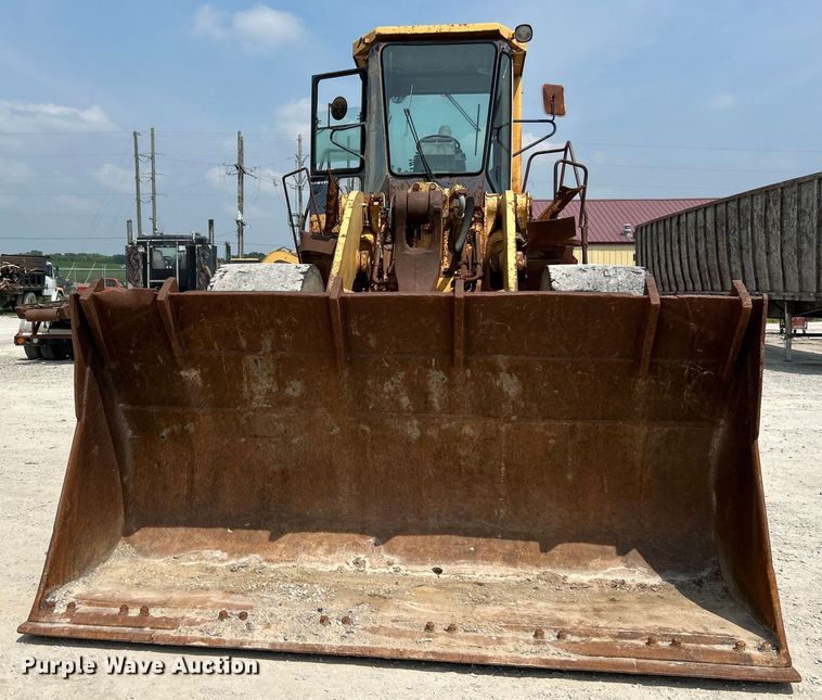 image for item NL9564 1990 Komatsu WA500-1  wheel loader