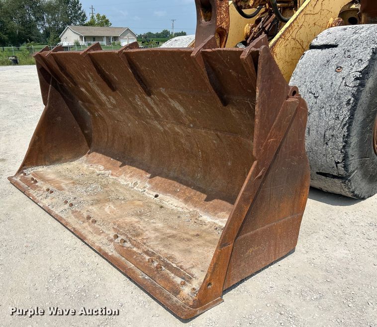 image for item NL9564 1990 Komatsu WA500-1  wheel loader