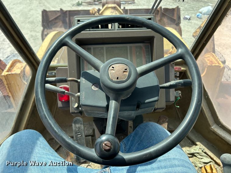 image for item NL9564 1990 Komatsu WA500-1  wheel loader