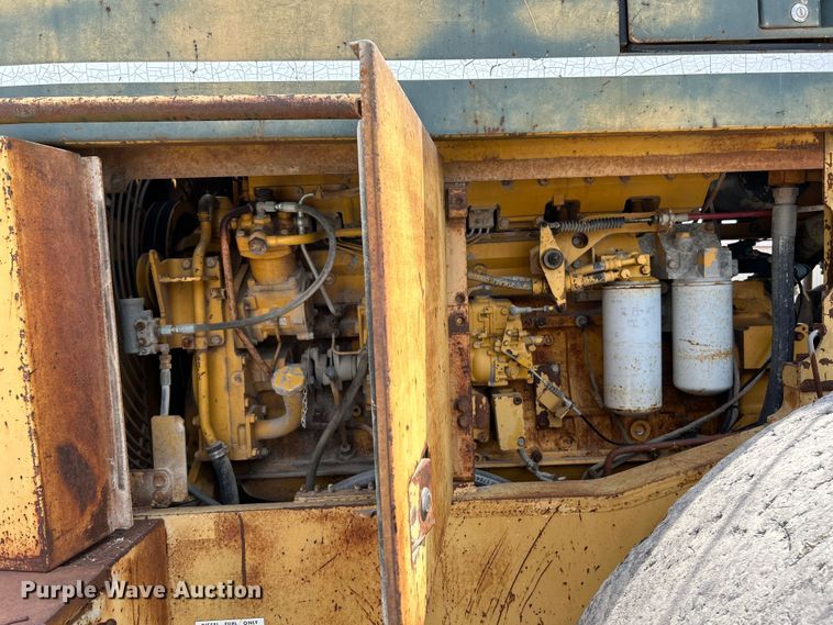 image for item NL9564 1990 Komatsu WA500-1  wheel loader