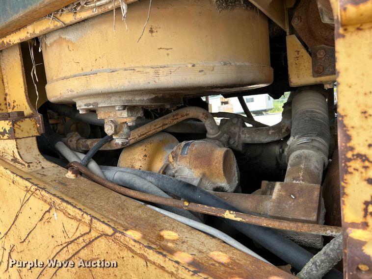 image for item NL9564 1990 Komatsu WA500-1  wheel loader