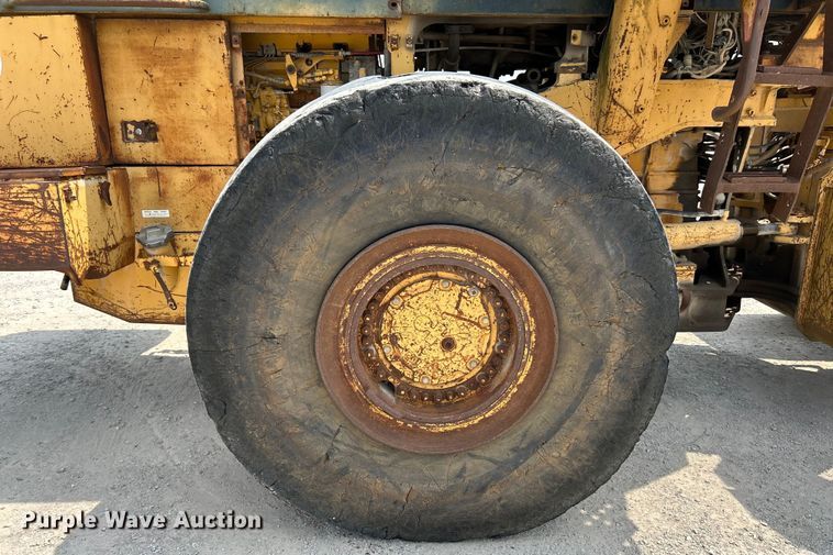 image for item NL9564 1990 Komatsu WA500-1  wheel loader