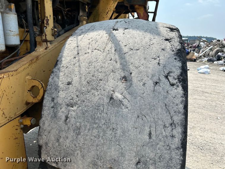 image for item NL9564 1990 Komatsu WA500-1  wheel loader