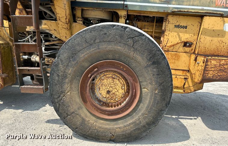image for item NL9564 1990 Komatsu WA500-1  wheel loader