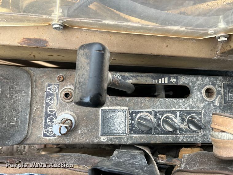 image for item NL9565 1989 Caterpillar E70B  excavator