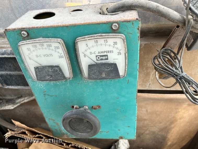 image for item NL9565 1989 Caterpillar E70B  excavator