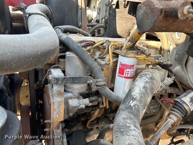 image for item NL9574 2000 GMC C6500  flatbed truck