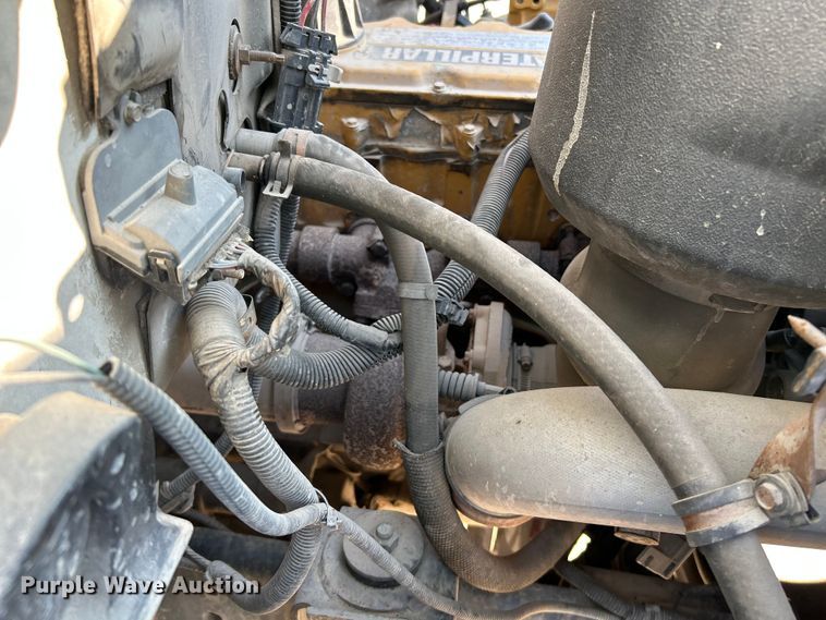 image for item NL9574 2000 GMC C6500  flatbed truck