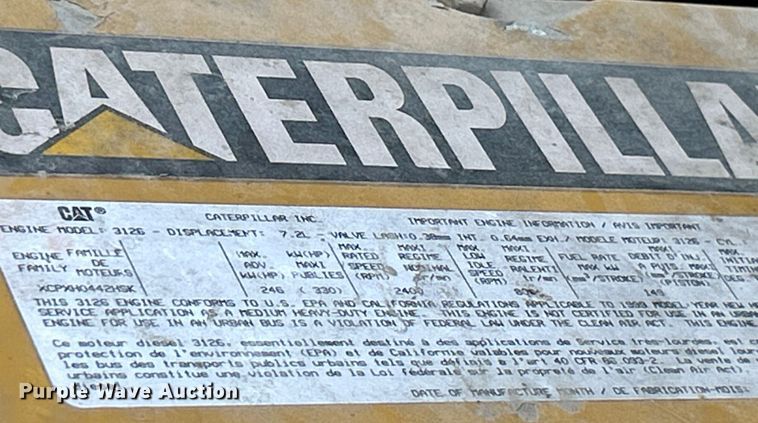 image for item NL9574 2000 GMC C6500  flatbed truck