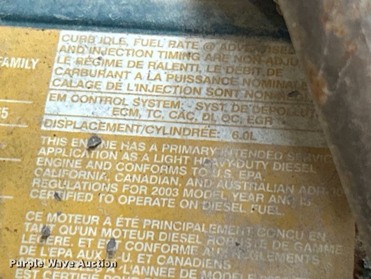 image for item NL9575 2003 International 4200  dump truck