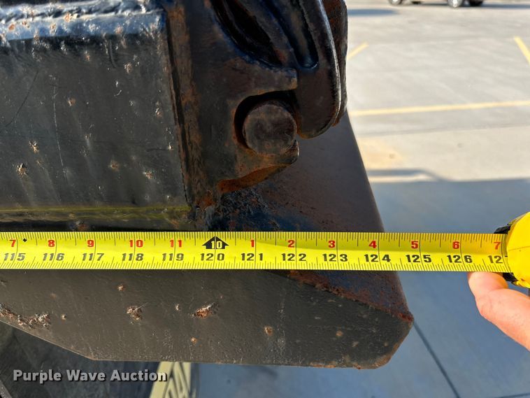 image for item NL9575 2003 International 4200  dump truck