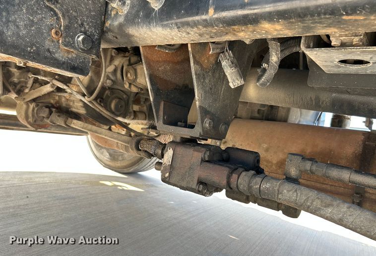 image for item NL9575 2003 International 4200  dump truck