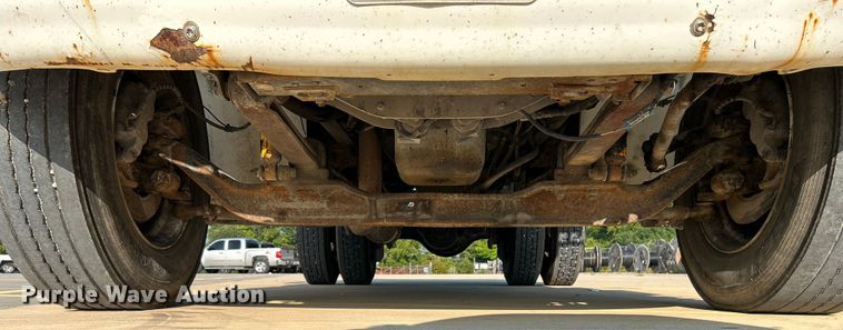 image for item NL9575 2003 International 4200  dump truck