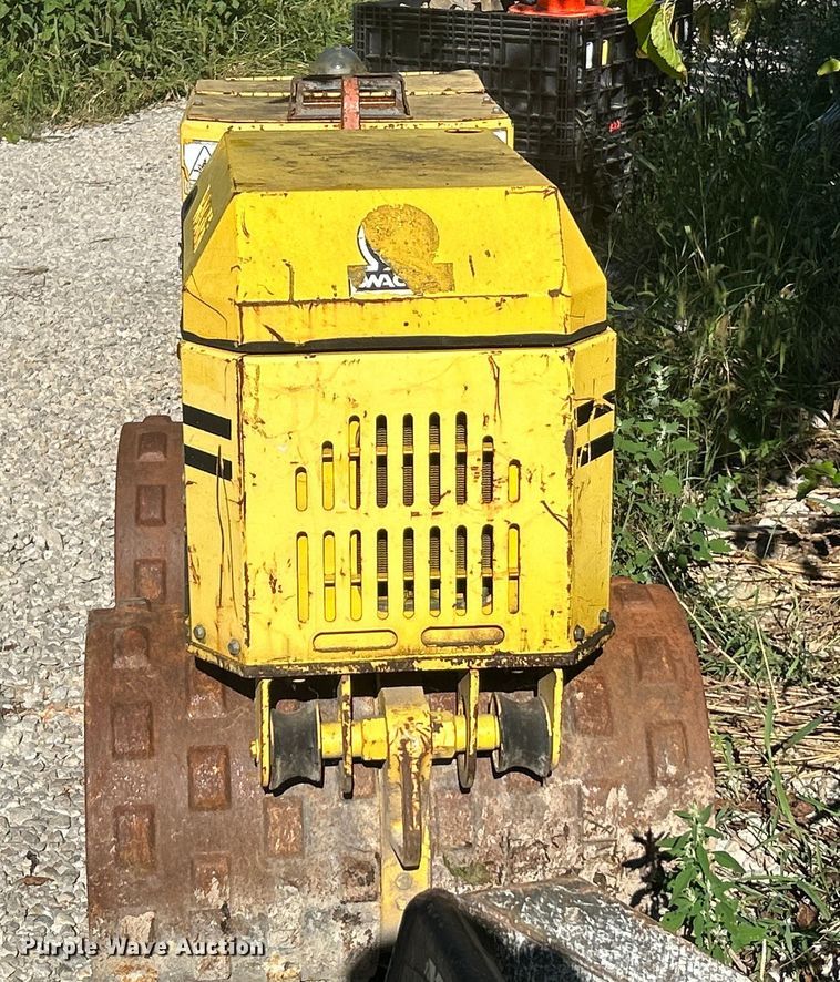 image for item NL9590 2002 Wacker RT820  trench compactor