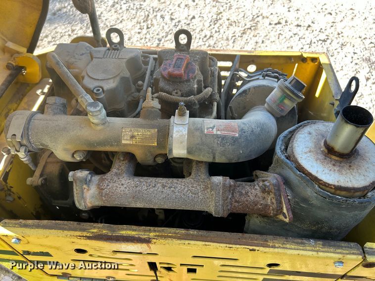 image for item NL9590 2002 Wacker RT820  trench compactor