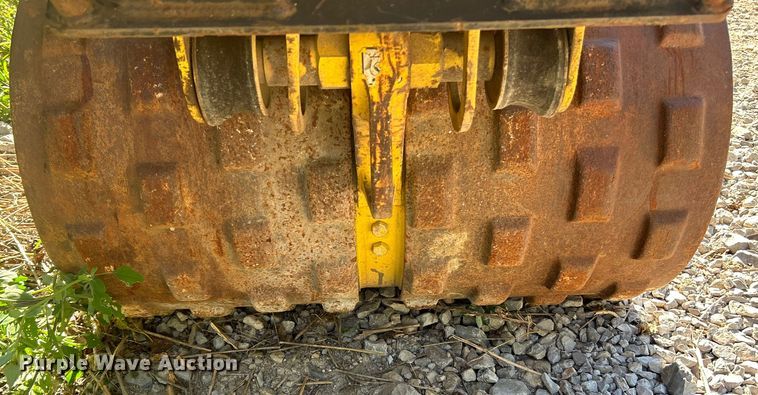 image for item NL9590 2002 Wacker RT820  trench compactor