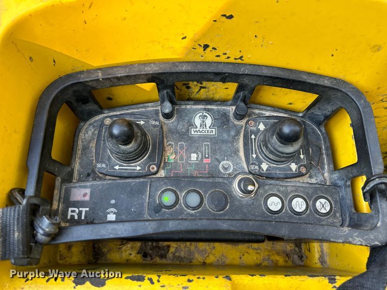 image for item NL9591 2007 Wacker RT  trench compactor