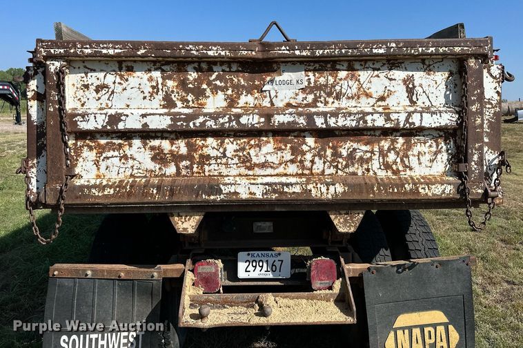 image for item NP9460 1980 Ford  dump truck