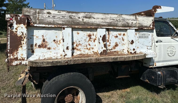 image for item NP9460 1980 Ford  dump truck