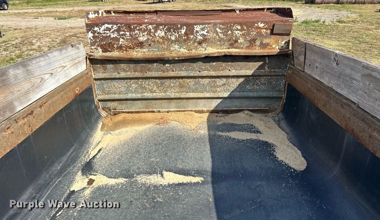 image for item NP9460 1980 Ford  dump truck