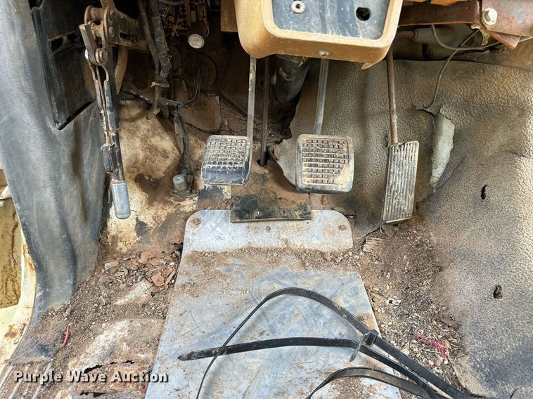 image for item NP9460 1980 Ford  dump truck