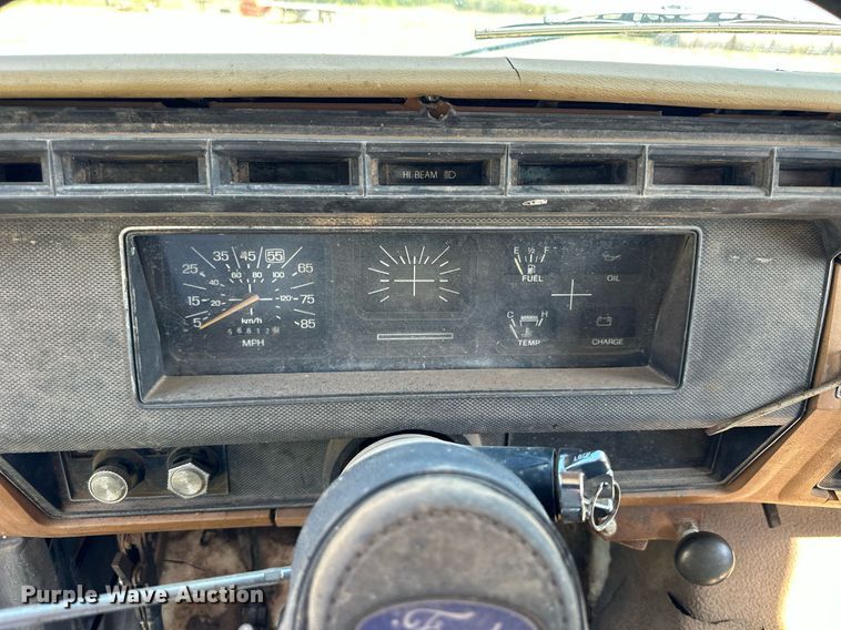 image for item NP9460 1980 Ford  dump truck