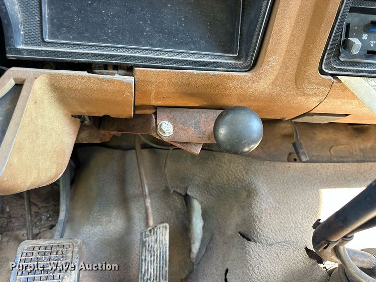 image for item NP9460 1980 Ford  dump truck