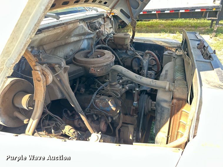 image for item NP9460 1980 Ford  dump truck