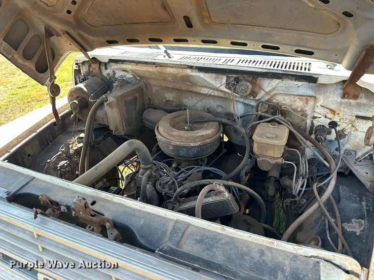 image for item NP9460 1980 Ford  dump truck