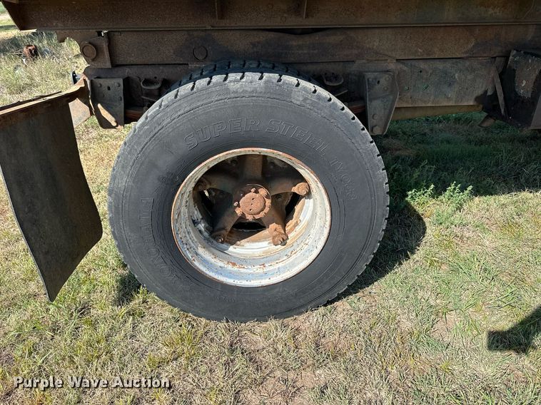 image for item NP9460 1980 Ford  dump truck