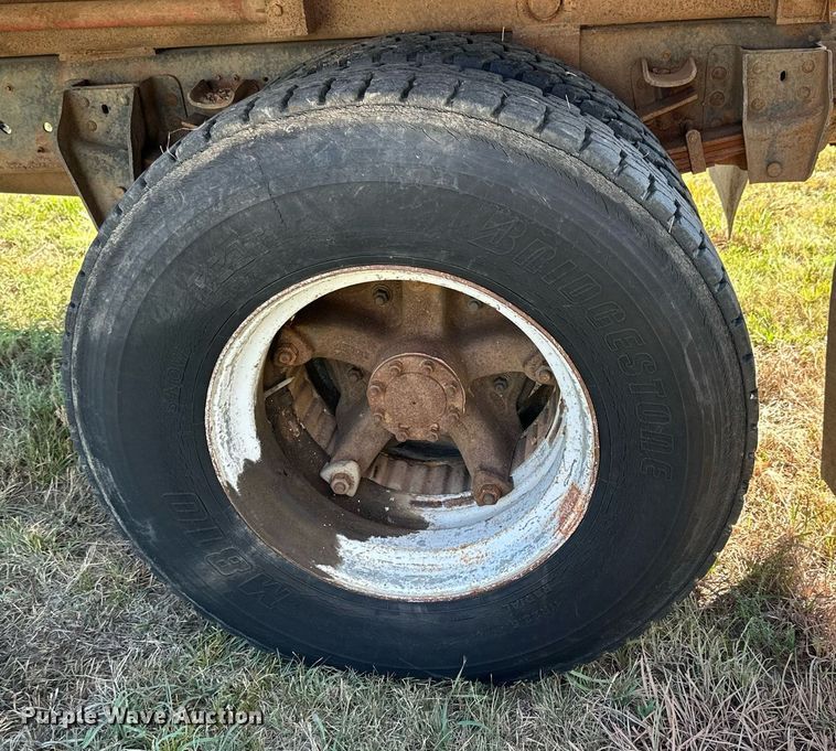 image for item NP9460 1980 Ford  dump truck