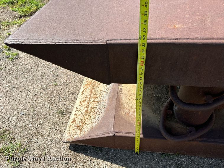 image for item NP9474 Trench box