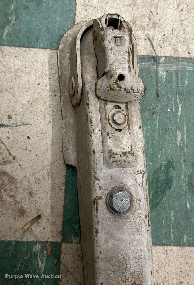 image for item NP9475 Split-it  log splitter