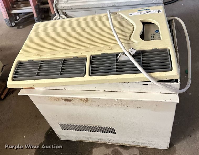 image for item NP9479 Tools