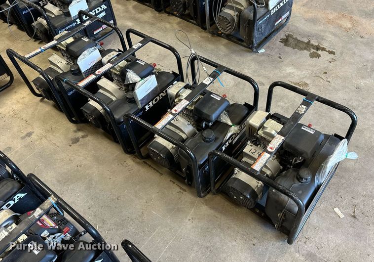 image for item NP9481 (4) Honda Harmony EN2500 generators