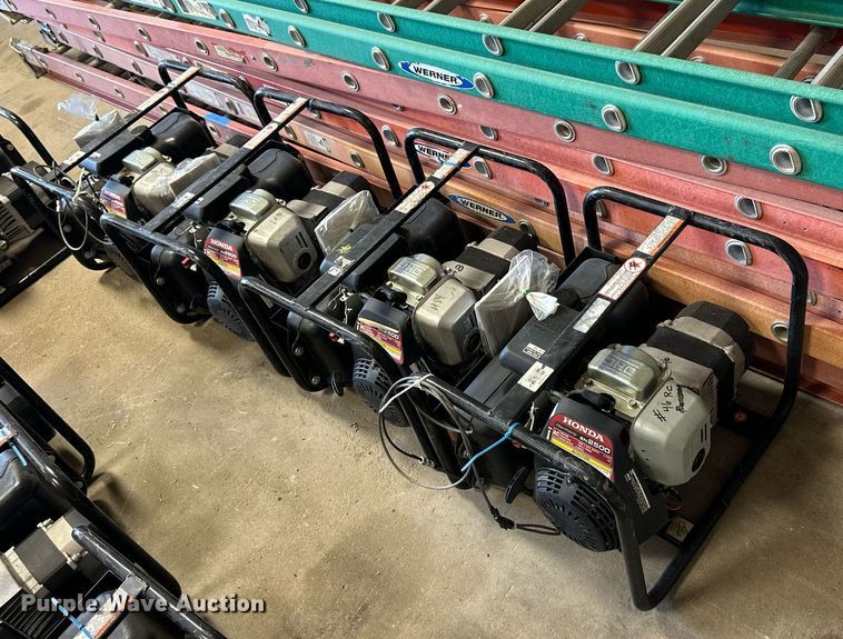 image for item NP9484 (4) Honda Harmony EN2500 generators