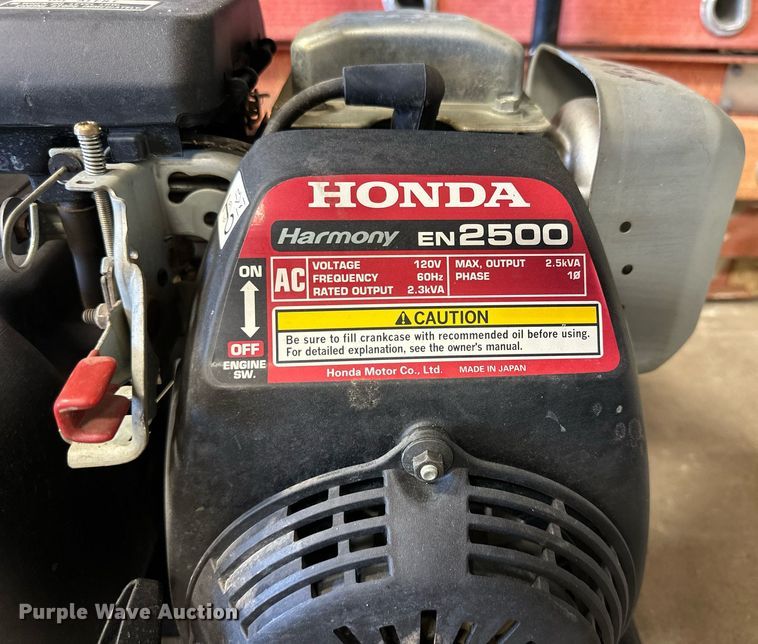 image for item NP9484 (4) Honda Harmony EN2500 generators