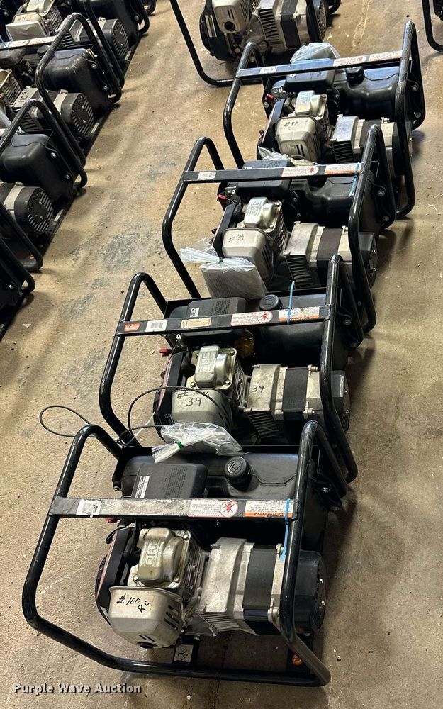 image for item NP9485 (4) Honda Harmony EN2500 generators