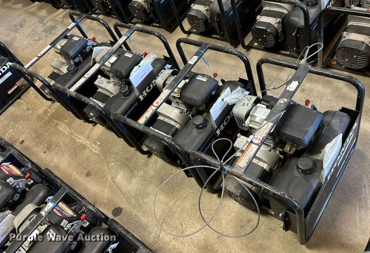 image for item NP9486 (4) Honda Harmony EN2500 generators